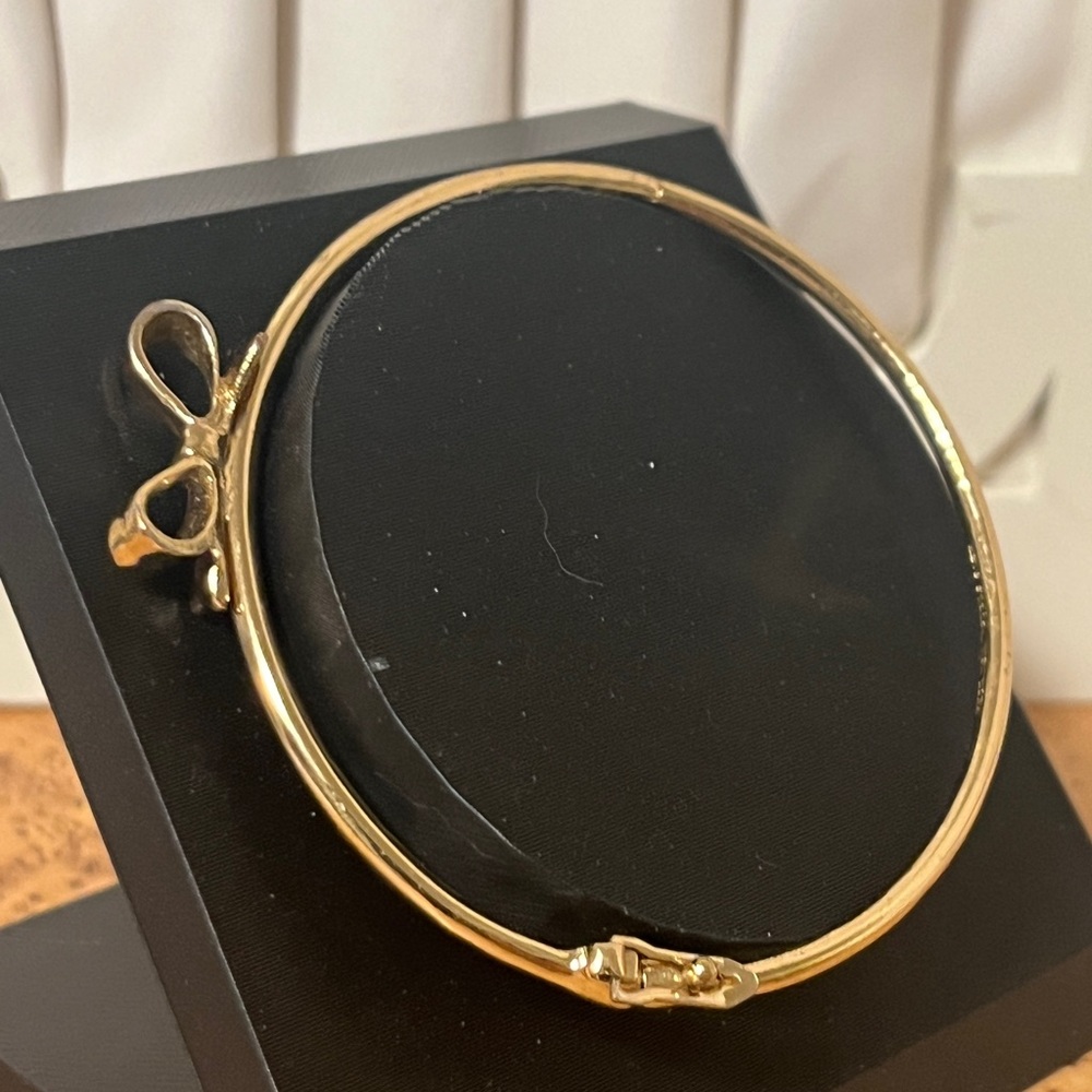Kate Spade bow bangle - Picture 2 of 5